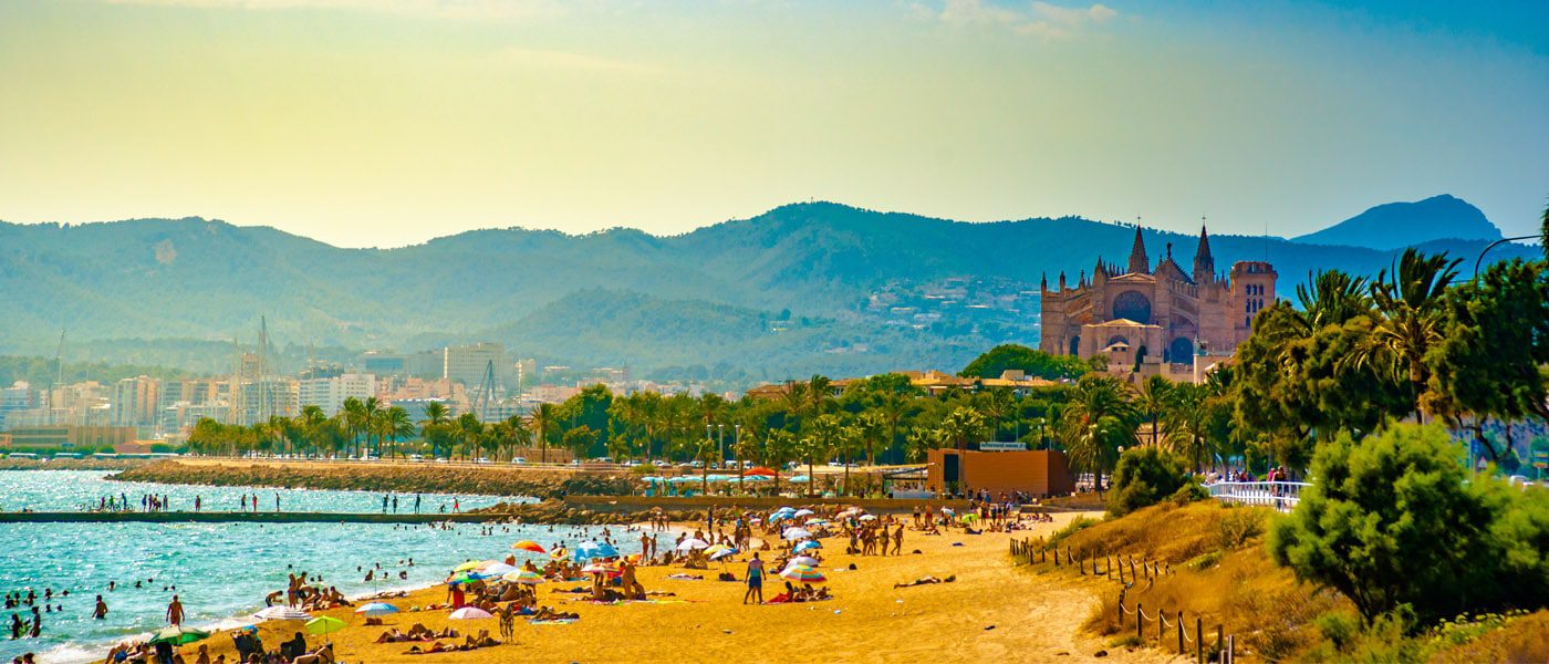 The beaches of Palma in Mallorca stretch for 17 kilometers and can be divided into several areas. Learn more about the conditions at these beautiful beaches. Palmallorca.com - Your Mallorca Community. Beach in Palma. Palma beach. Palmallorca.com - Your Mallorca Community