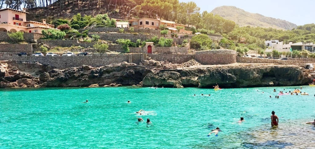 Cala Sant Vicenc - en badeperle i nord - Alt Om Mallorca af Rejstilmallorca.dk