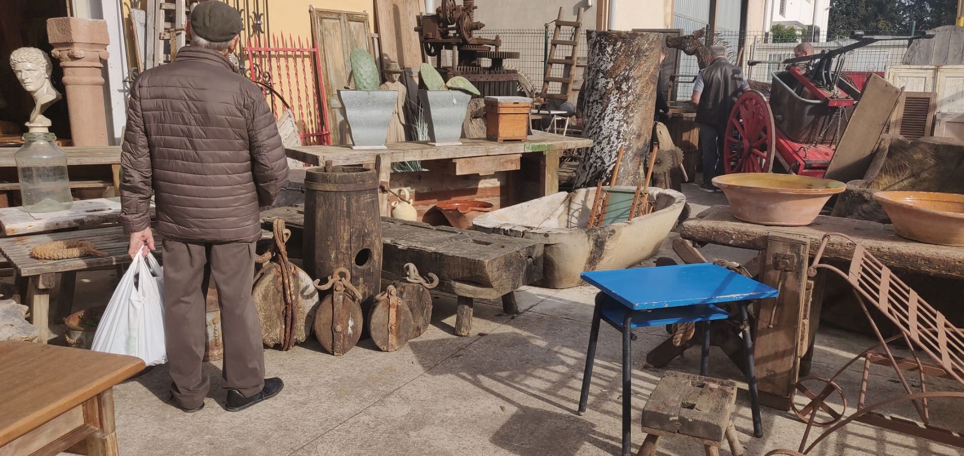 Discover the local fleamarket in Consell Mallorca - Palmallorca.com Palma & Mallorca Community