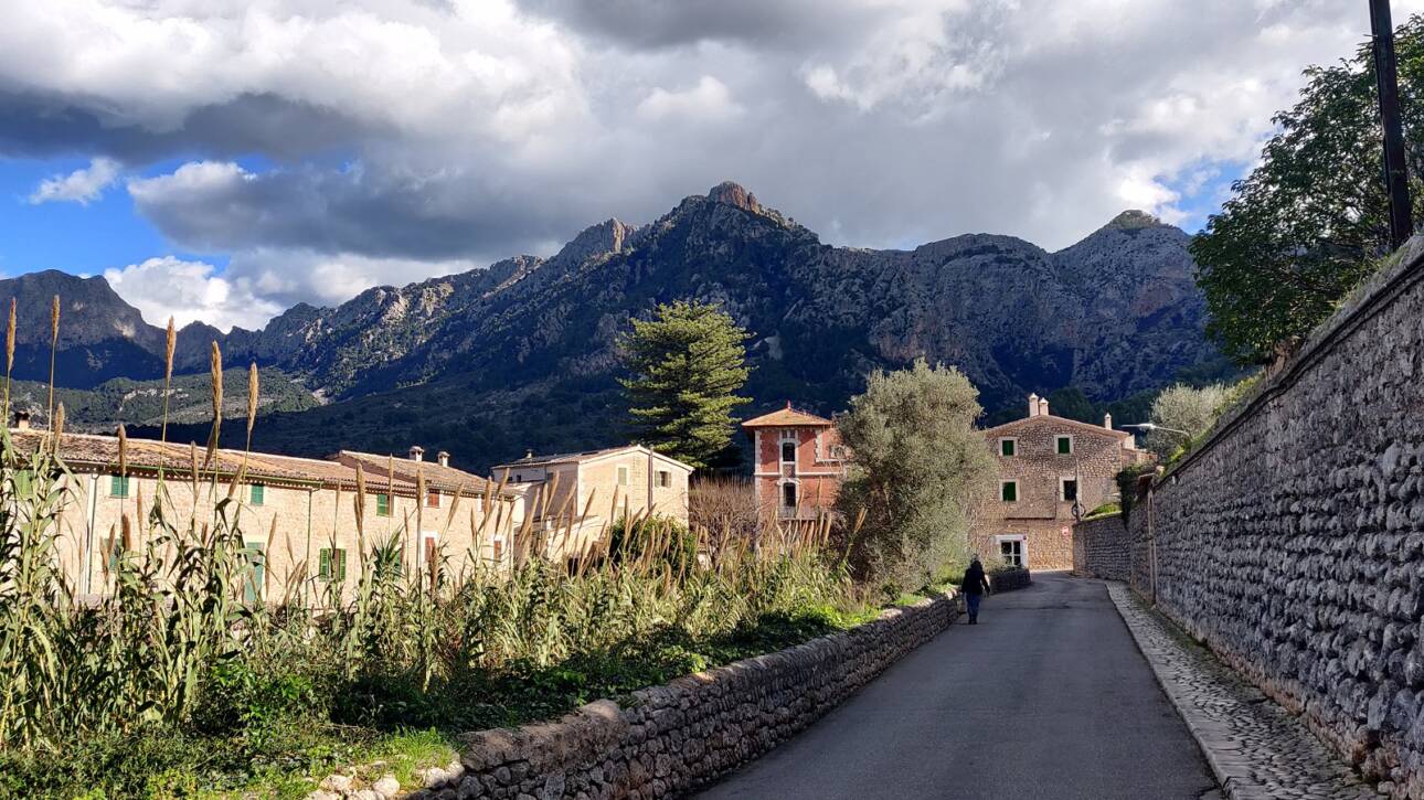 Exploring Biniaraix in Mallorca: A Hidden Gem of Timeless Charm. Hiking Soller. Hiking Mallorca. Palmallorca.com - Your Mallorca Community