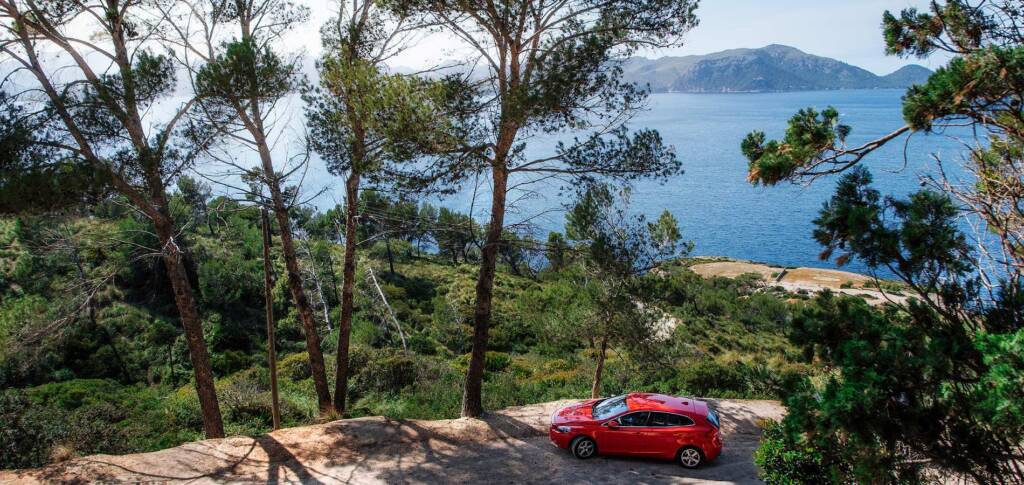 Rent a car in Mallorca and visit these 5 places. Palmallorca.com -Palma & Mallorca Community