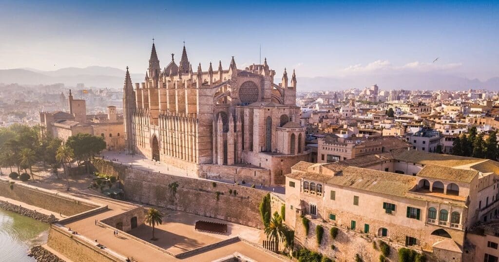 Your Ultimate Travel Guide to Palma